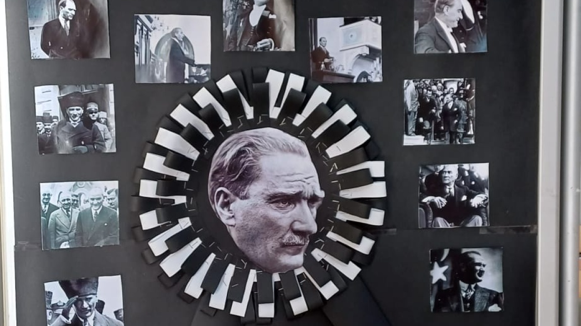 Atatürk'ü Anma Günü Panolarımız